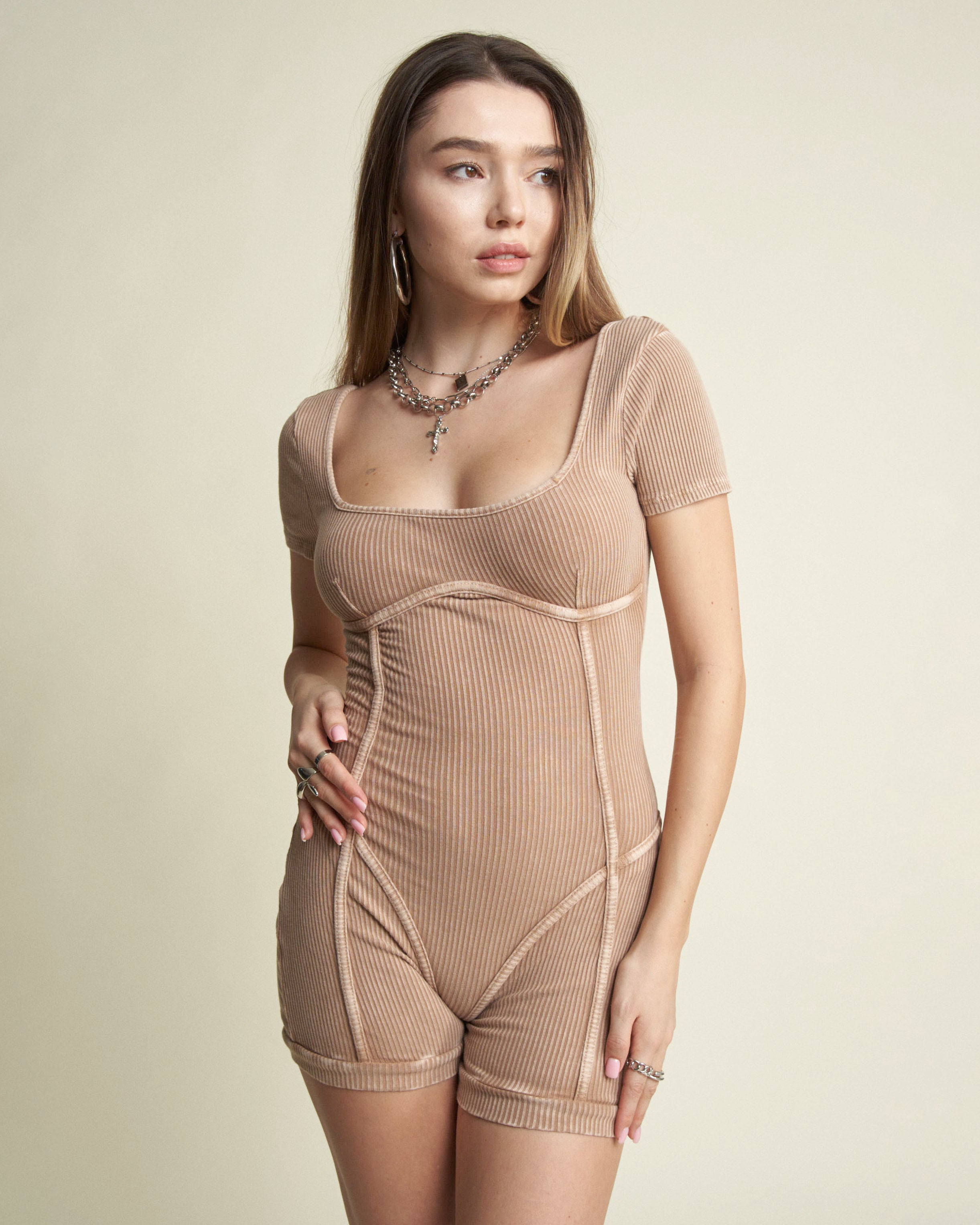 SQUARE NECK CONTOUR ROMPER - LT BROWN